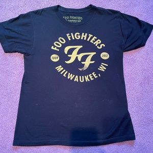 1 FOO FIGHTERS CONCERT GIG T-SHIRT SUMMERFEST WI 6/28/12 NEW M